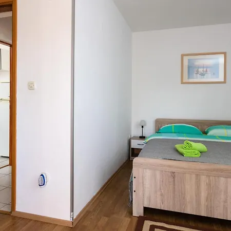 Holiday home Gorgeous In Labin With Kitchen *